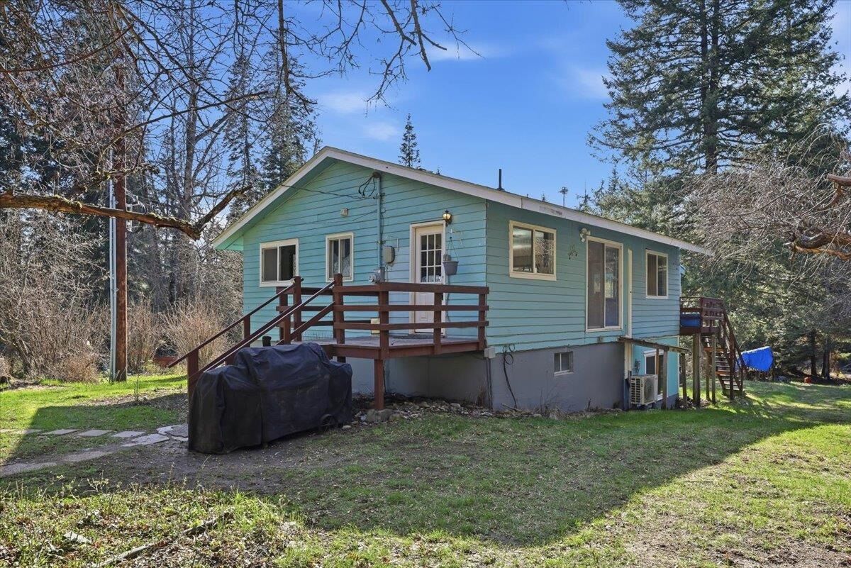 Property Photo: 2541 Nicholson Rd WA 99009