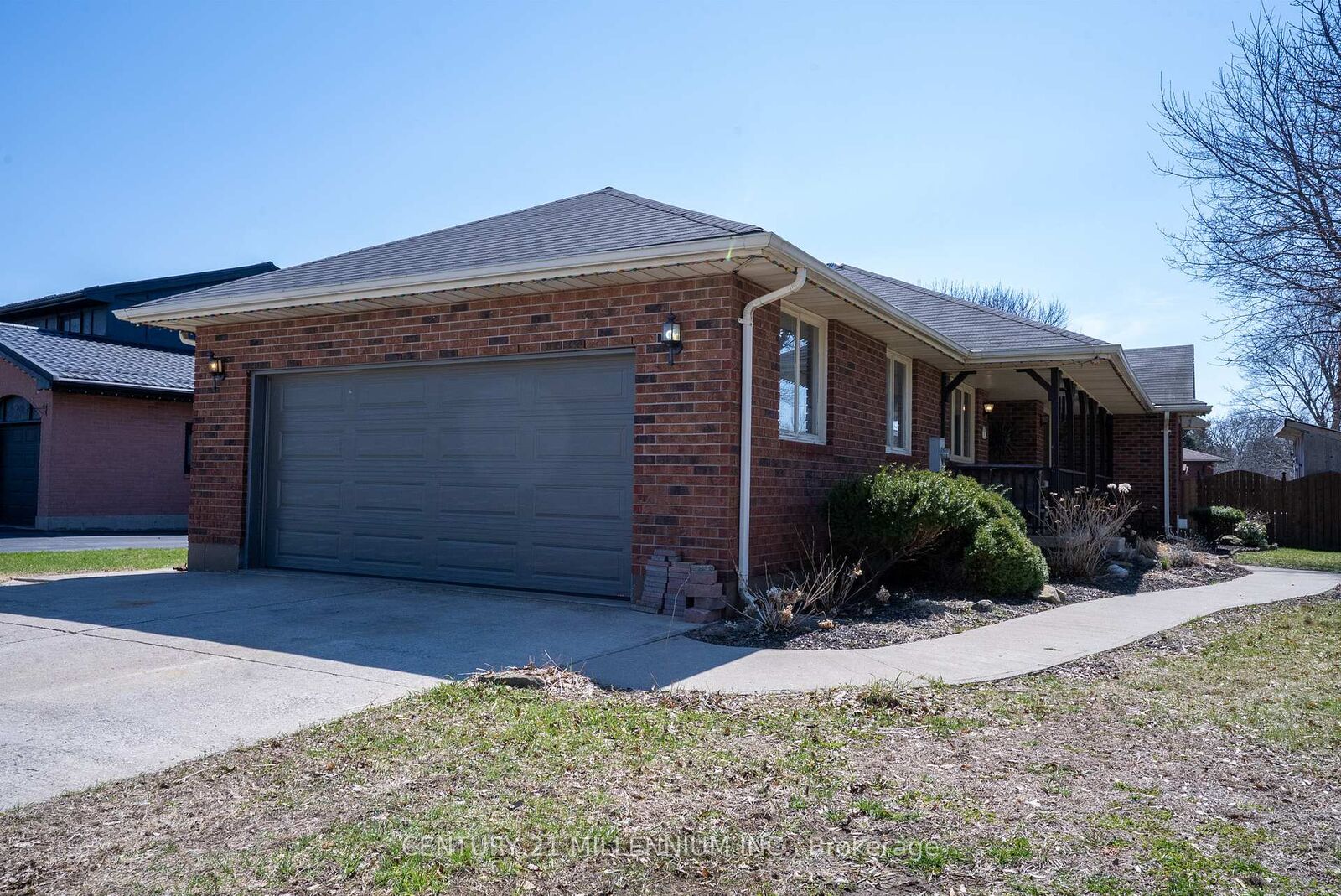 Property Photo:  17 Ross Street  ON N0E 1Y0 