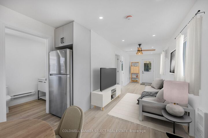 Property Photo:  338 Old Mosley Street Unit 1  ON L9Z 2H6 