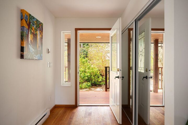 Property Photo: 1347 Eagle Cliff Road BC V0N 1G1