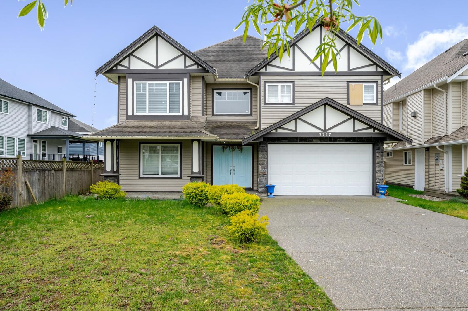 Property Photo: 2737 Carriage Court BC V4X 0A3