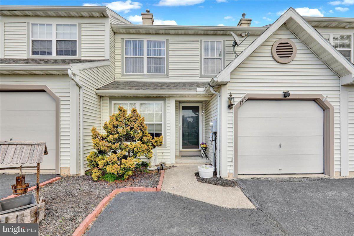 Property Photo: 148 Wellington Court PA 19606