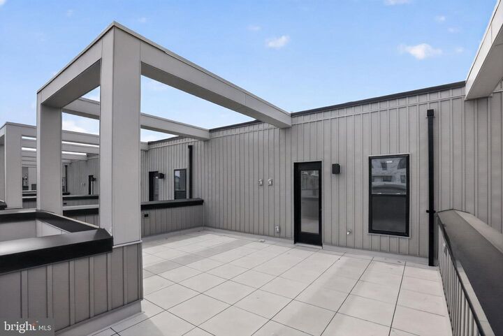 Property Photo:  635 N 7th St B4b  PA 19123 