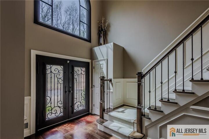 Property Photo:  16 South Street  NJ 08857 