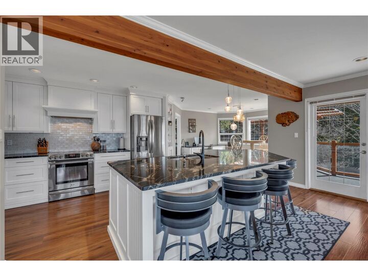 Property Photo: 165 Highland Drive BC V0H 1R3