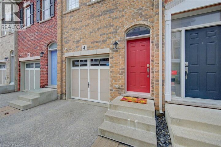 Property Photo:  4 Whitehaven Lane  ON N2H 0B3 