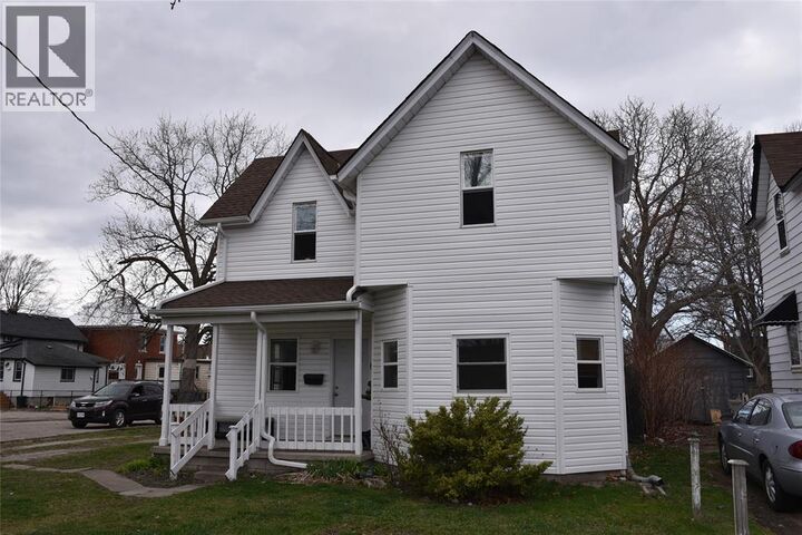 Property Photo: 390 Campbell Street ON N7T 2H6