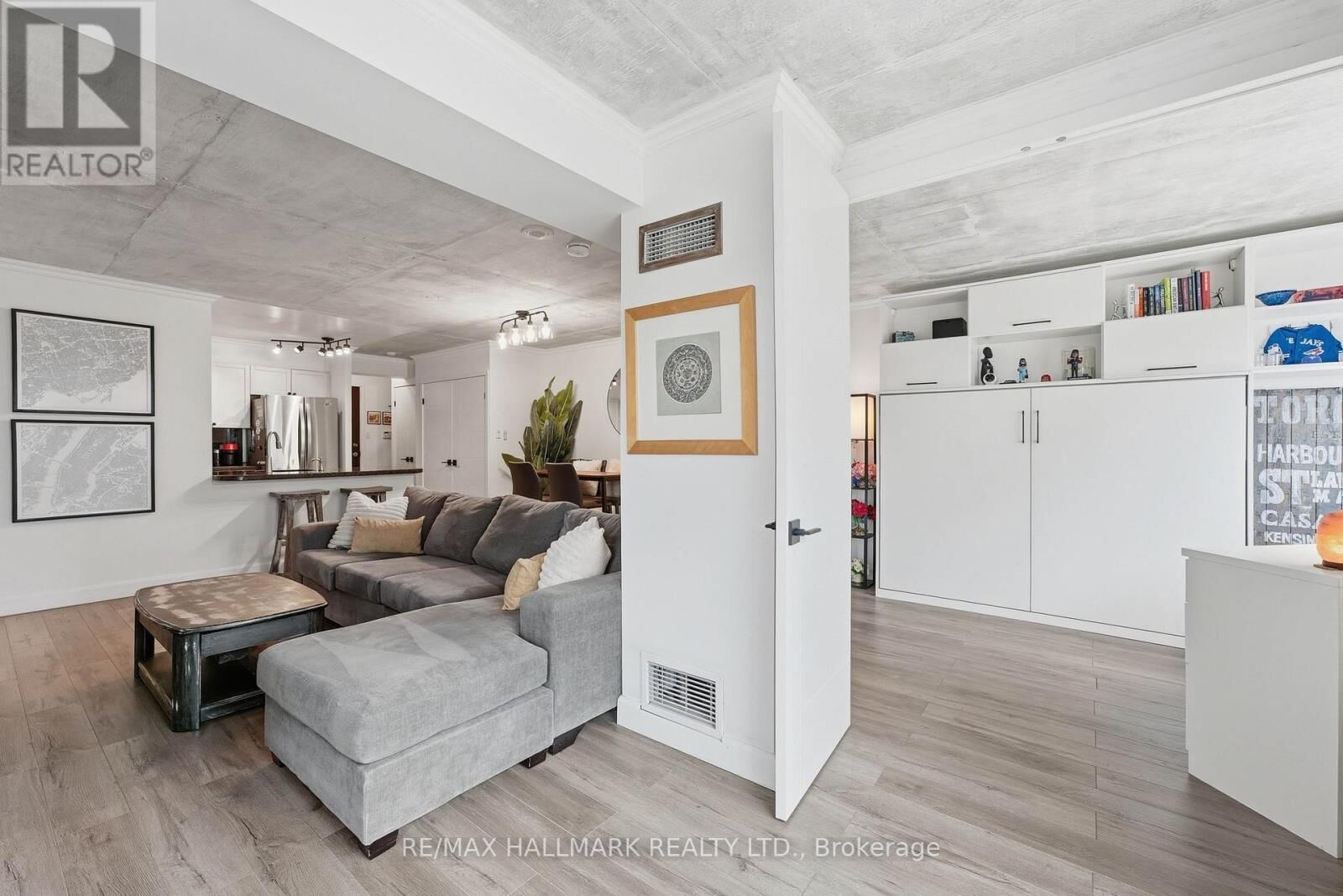 Property Photo:  600 Queens Quay West 705  ON M5V 3M3 