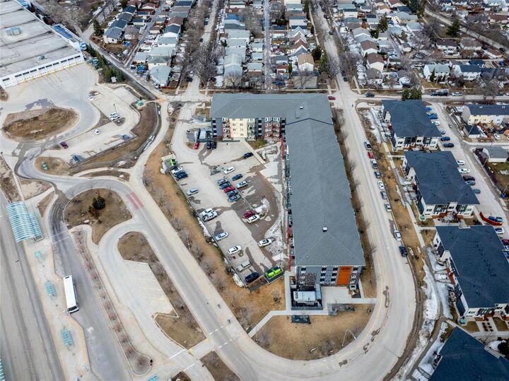 Photo de la propriété:  670 Hugo Street South  MB R3L 0P8 