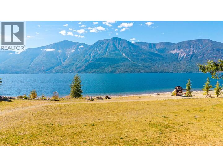 Photo de la propriété:  13501 Lakeshore Drive L  BC V0B 1A1 