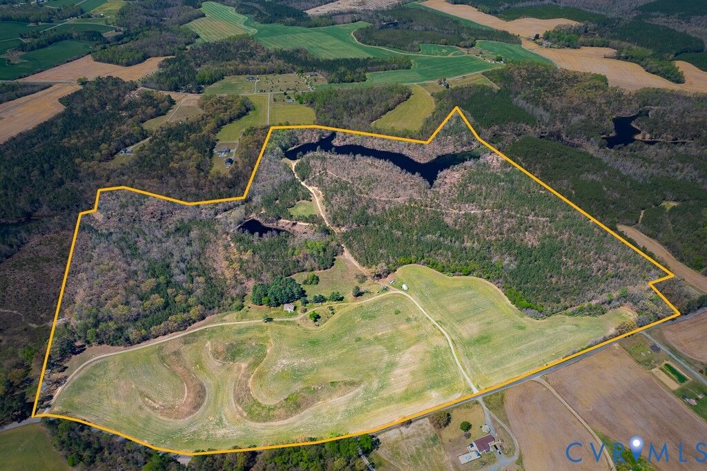 Property Photo:  18262 Seals Road  VA 22427 