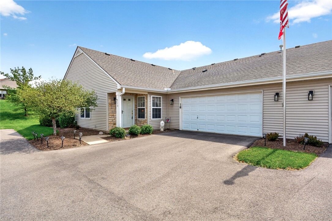 Property Photo:  328 Bending Branch Lane  OH 45342 