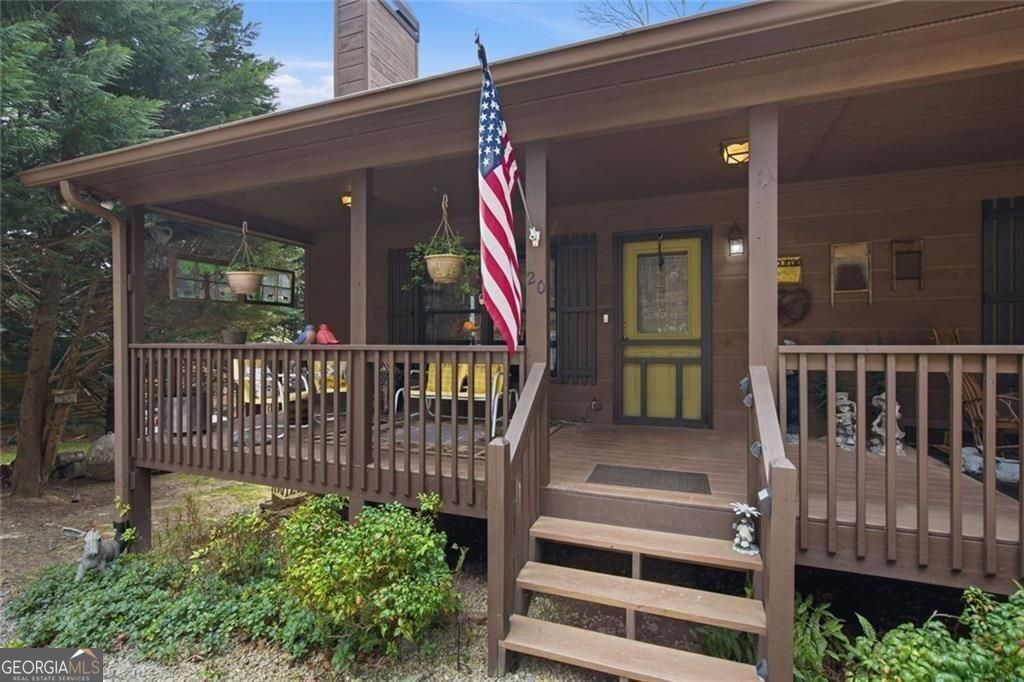 Property Photo:  20 Edgewater Lane  GA 30540 