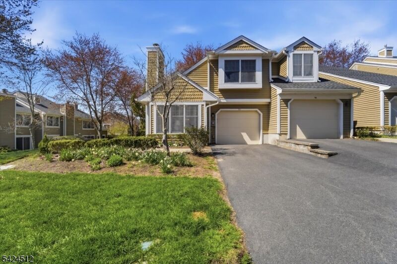 Property Photo:  33 Eton Ct  NJ 07921 