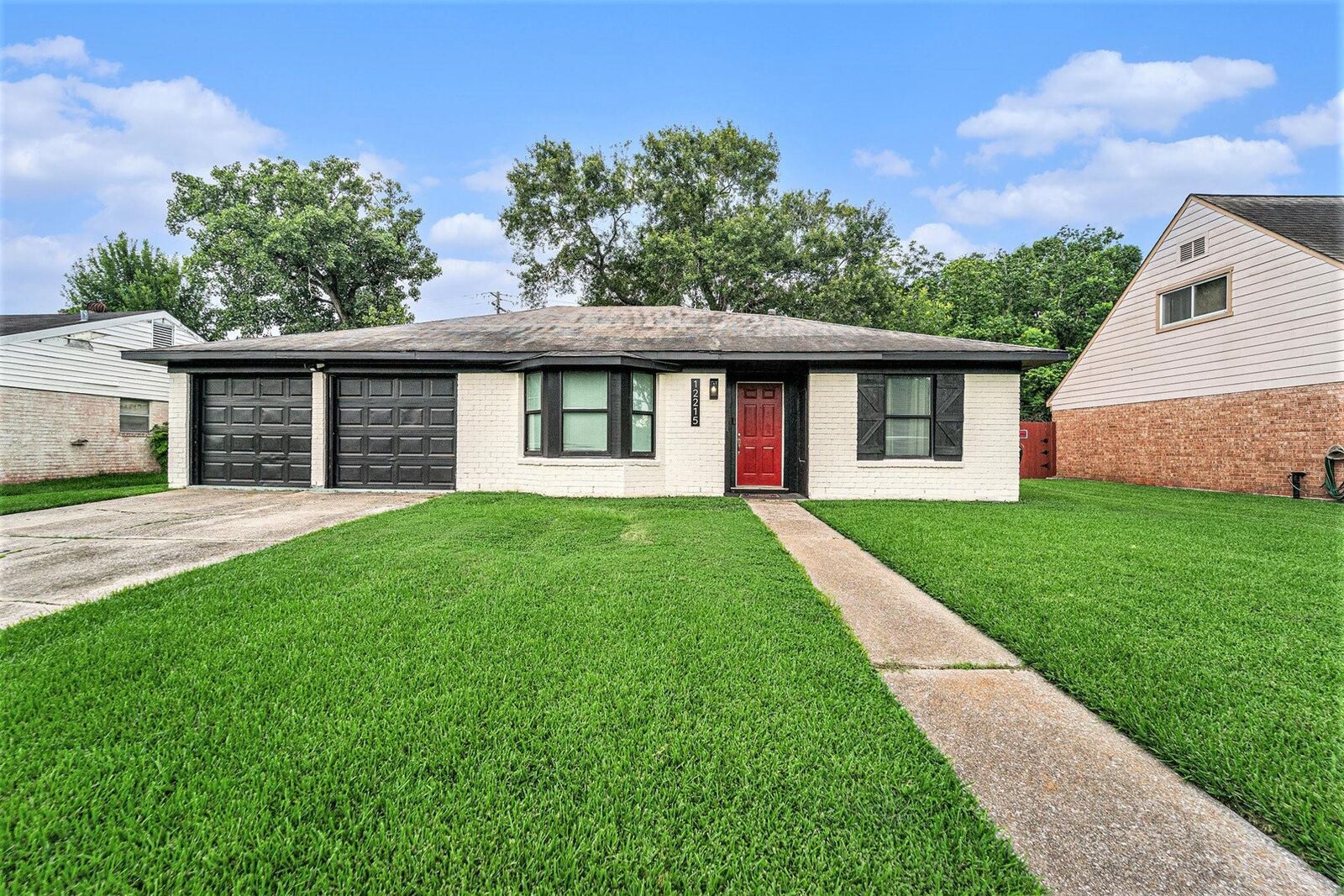 Property Photo:  12215 Hillcroft Street  TX 77035 