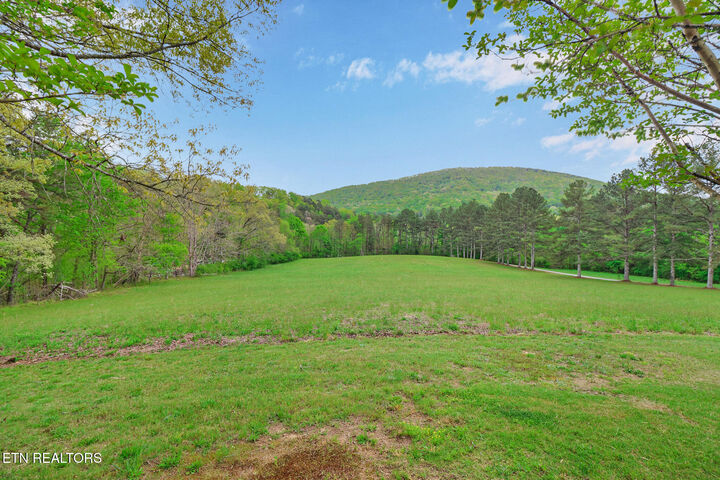 Property Photo:  178 Montgomery Rd  TN 37321 