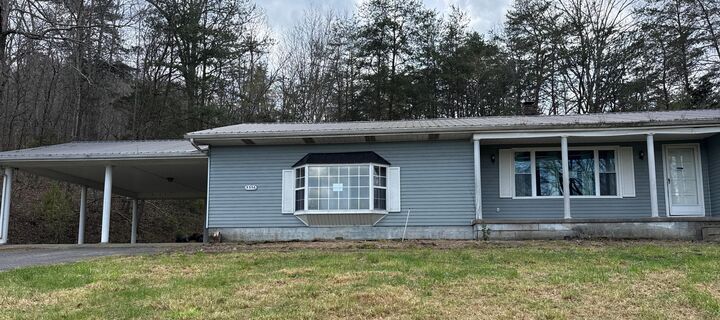 Property Photo: 5556 E Ky 70 KY 42539