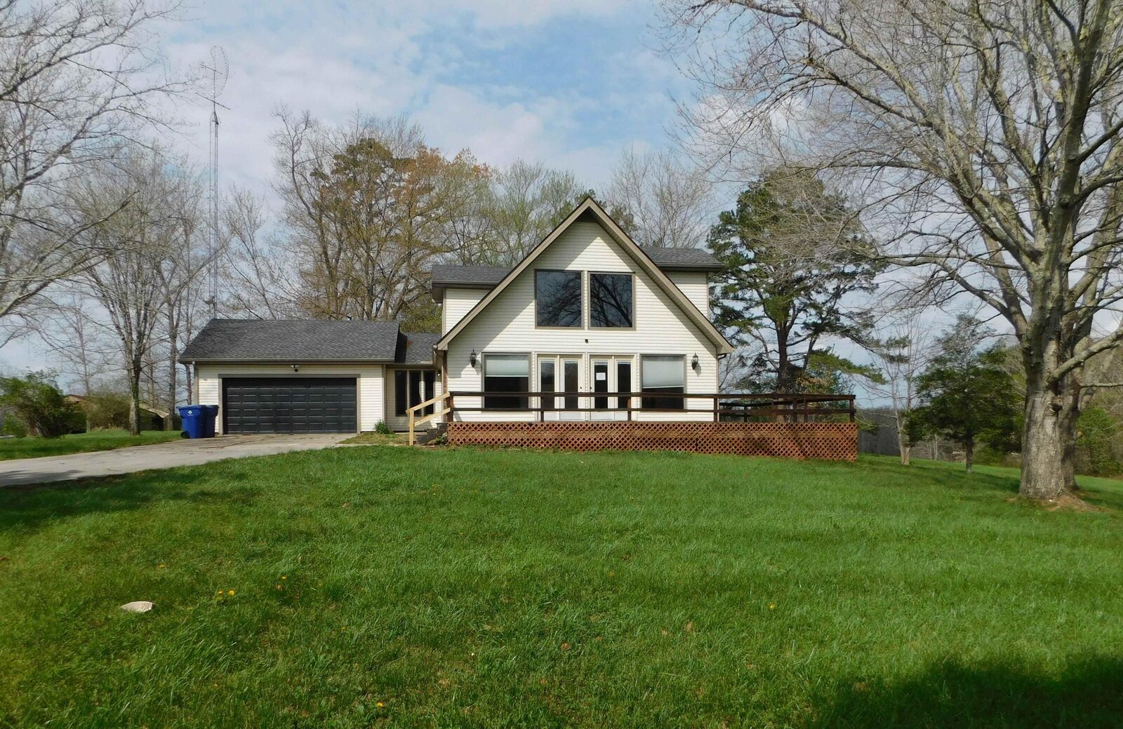 Property Photo: 815 Moberly Bend Road KY 40701