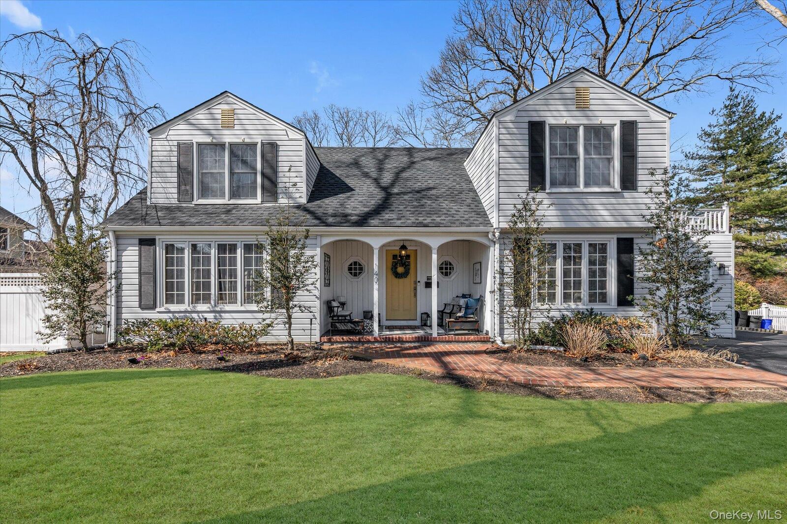 Property Photo:  140 Cadman Avenue  NY 11702 