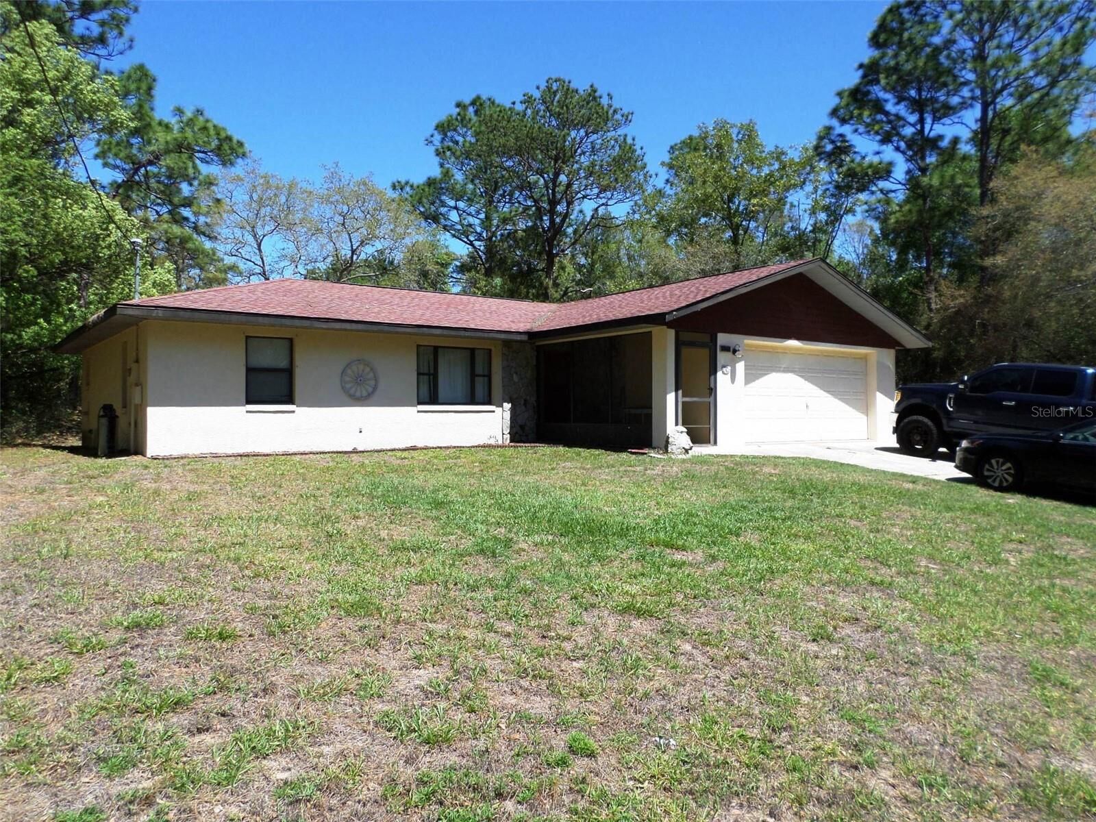 Property Photo:  1361 W Saint Elizabeth Place  FL 34434 