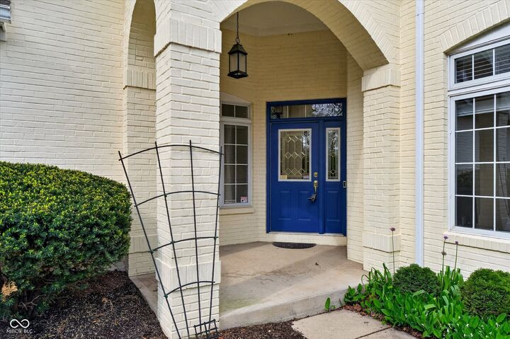 Property Photo:  8944 Crystal River Drive  IN 46240 