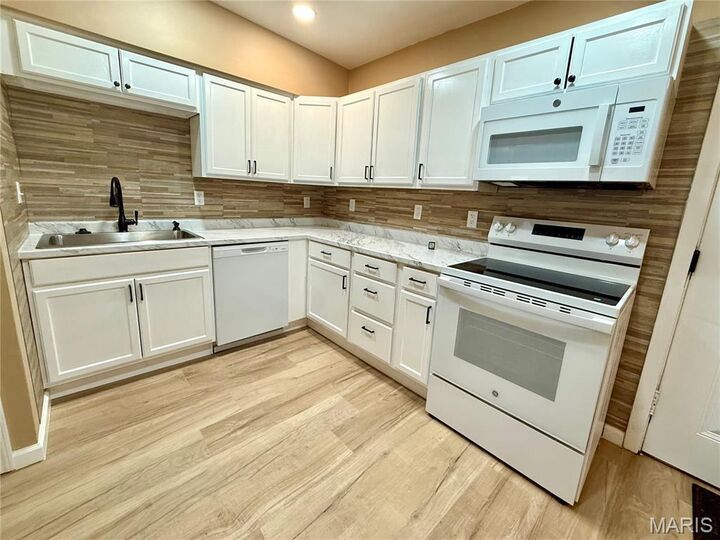 Property Photo:  1535 N Jackson Avenue  MO 63130 