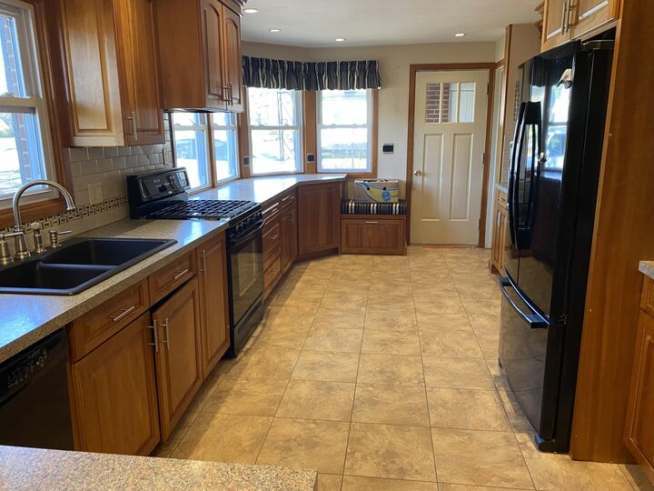 Property Photo:  616 S Stewart Avenue  MI 49412 