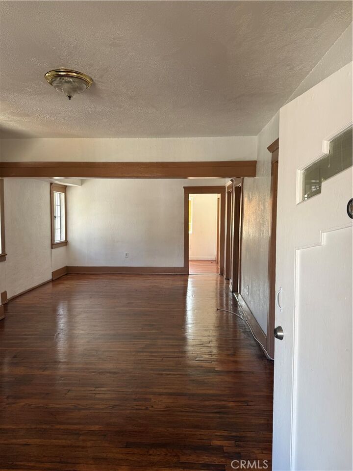 Property Photo:  6624 Miramonte  CA 90001 