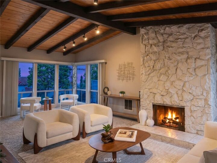 Property Photo:  5916 E The Toledo  CA 90803 