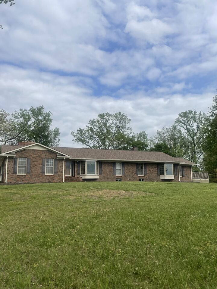 Property Photo:  28 Ok Rd  TN 38464 