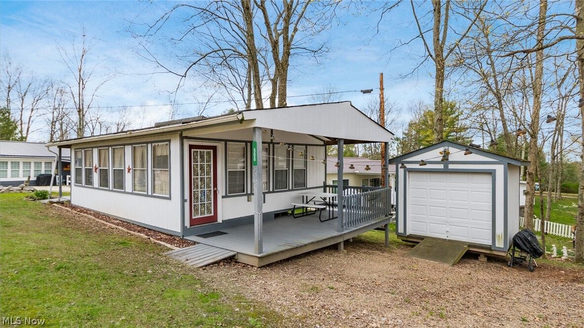 Property Photo: 17875 Lashley Road 508 OH 43780