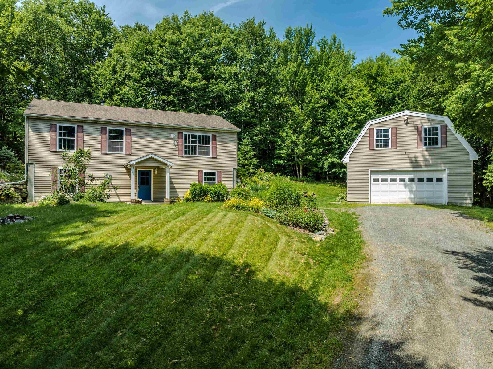 Property Photo: 61 Forest Glen NH 03561