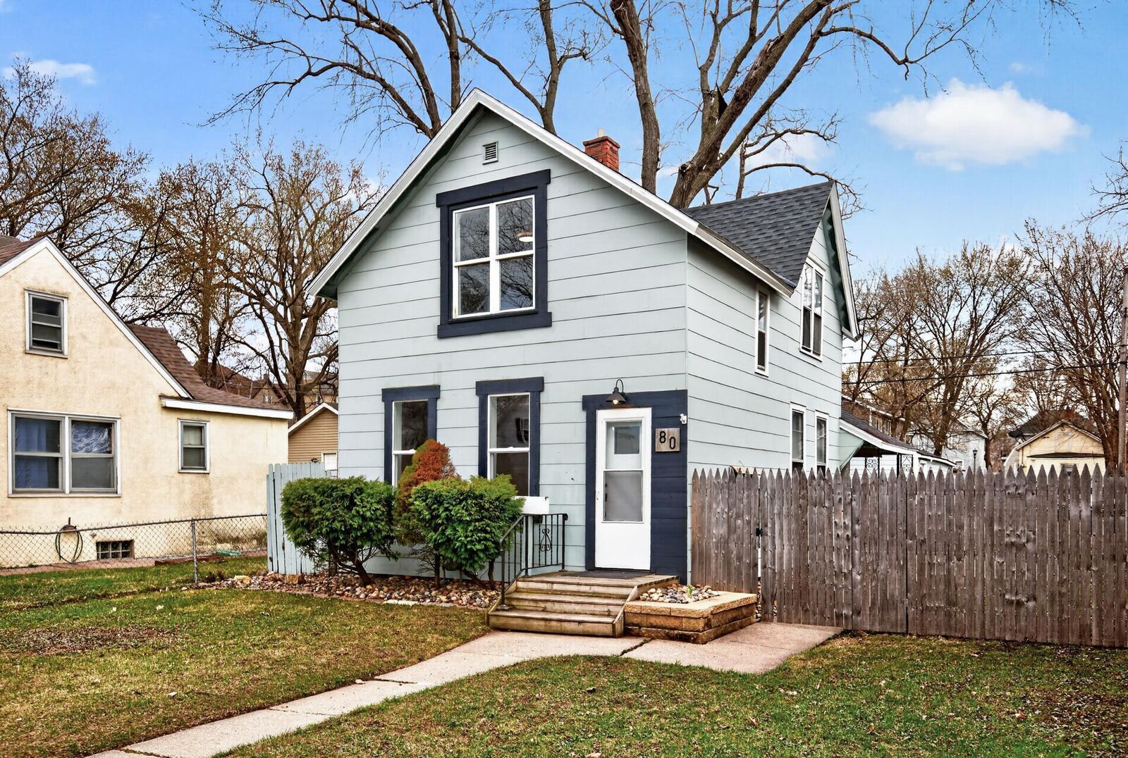 Property Photo:  80 Geranium Avenue W  MN 55117 