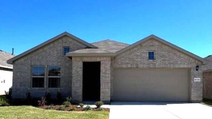 Property Photo:  8436 Hollymead Lane  TX 76131 