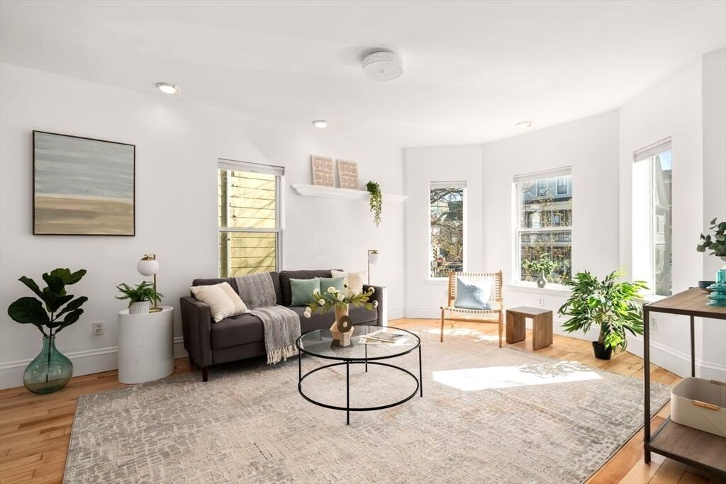 Property Photo:  221 Highland Ave. 2  MA 02143 