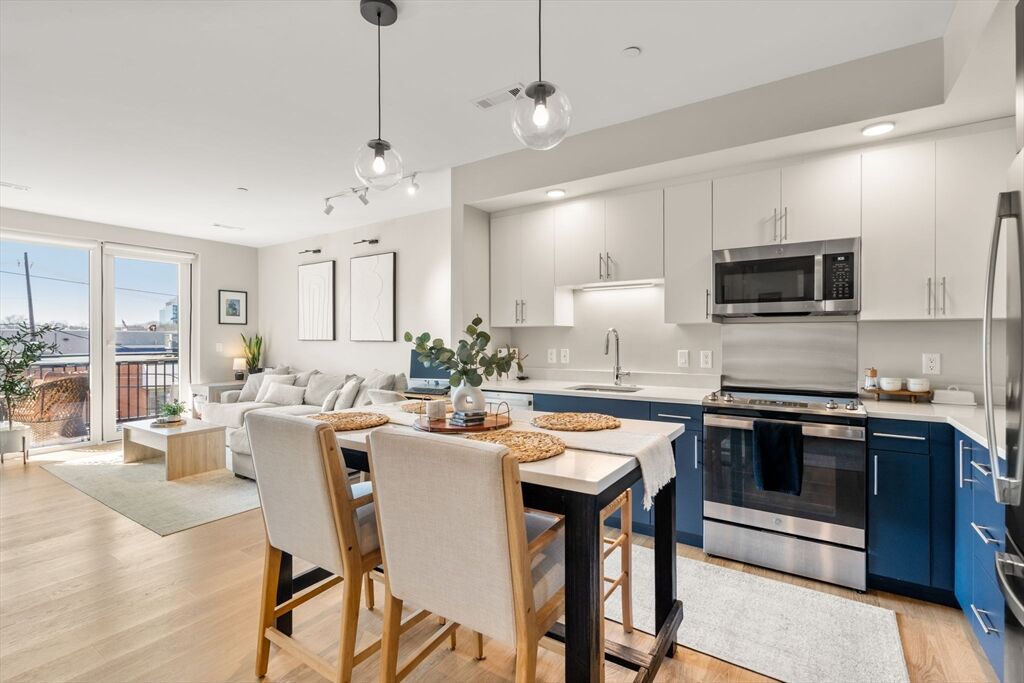 Property Photo:  21 Soldiers Field Place 206  MA 02135 