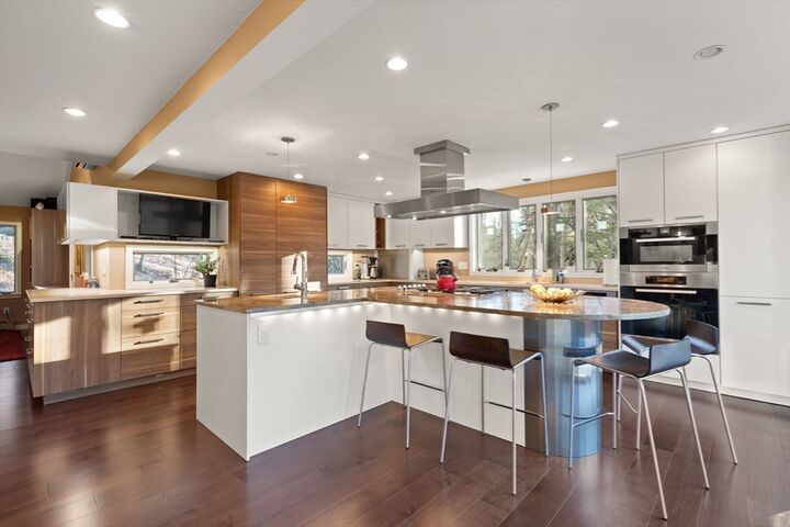 Property Photo:  175 Mountain St  MA 02067 