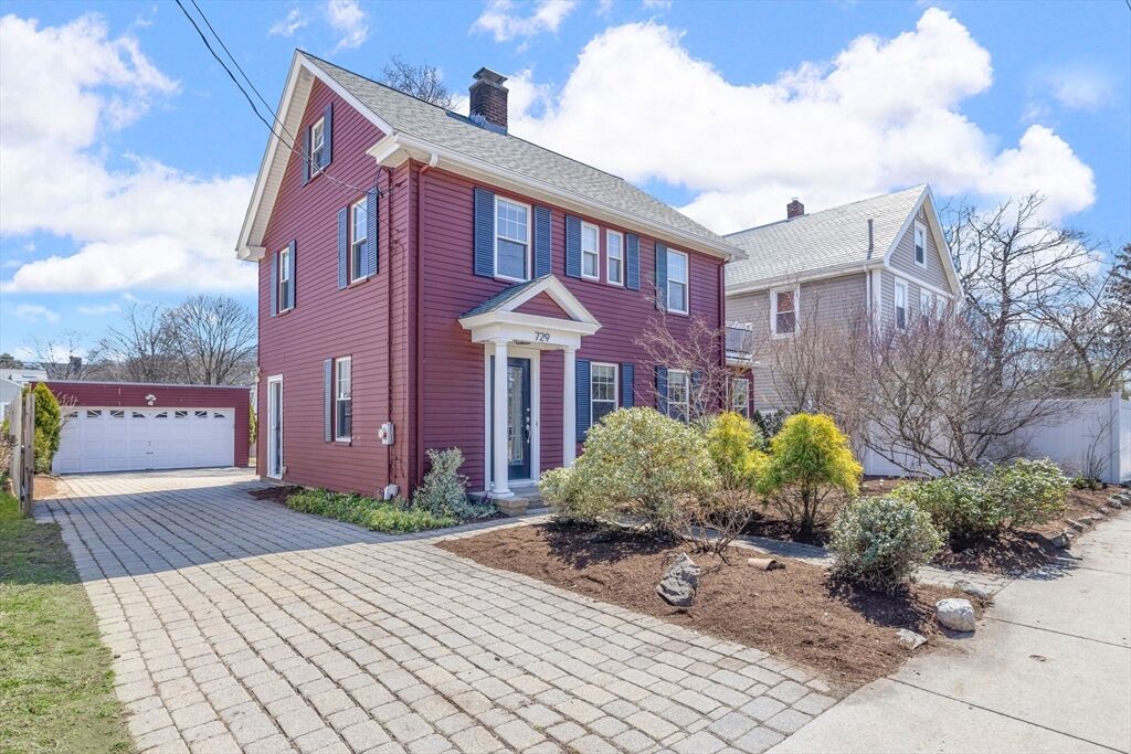 Property Photo: 729 Concord St MA 01702