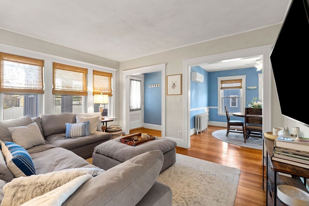 Property Photo:  135 Thacher St 135  MA 02186 