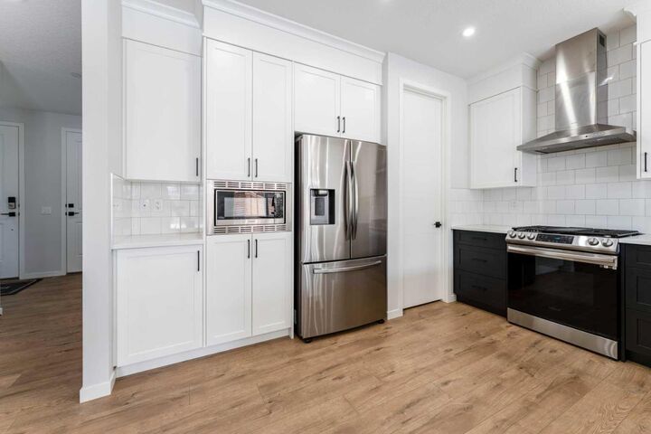 Property Photo: 13 Calhoun Crescent NE AB T3P 1X8