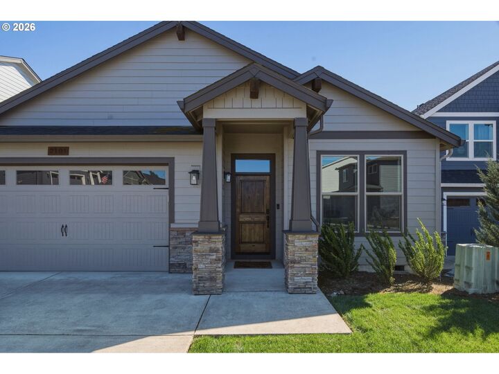 Property Photo:  2101 N 2nd Way  WA 98642 