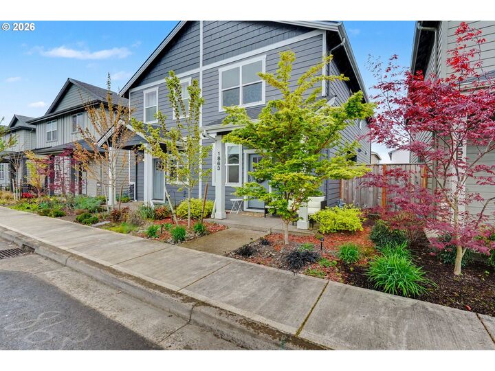 Property Photo:  1863 SE Mulberry Ave  OR 97338 