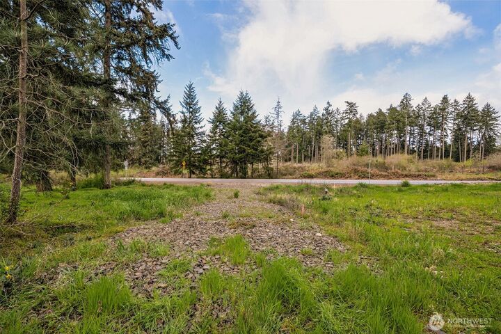 Property Photo:  7828 S 288th Street  WA 98580 