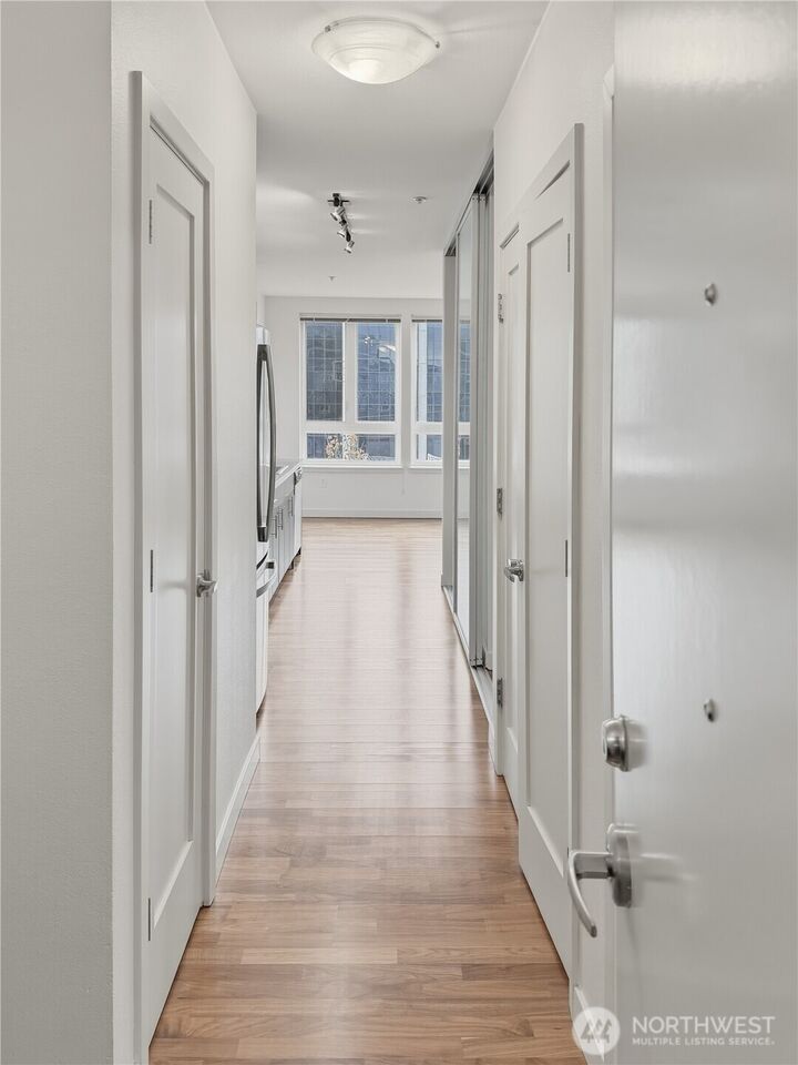 Property Photo:  3104  Western Ave #522  WA 98121 