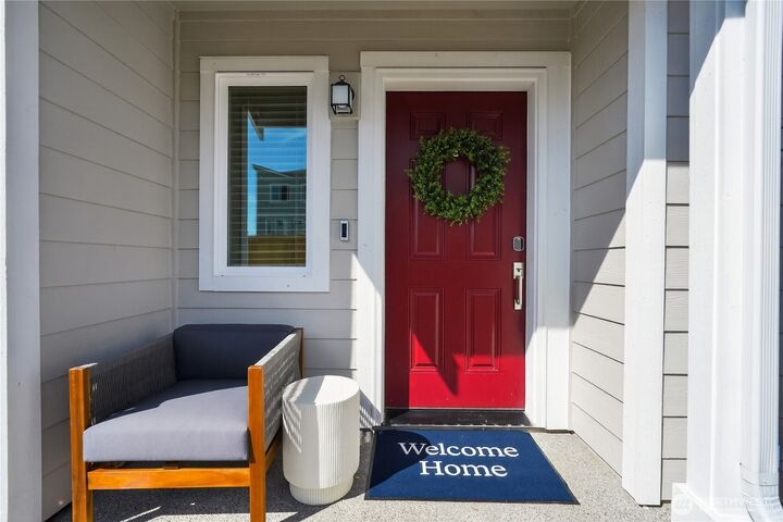 Property Photo:  9811  31st Avenue SE B1  WA 98208 