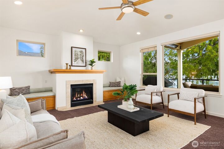 Property Photo:  6038  Osprey Circle  WA 98312 