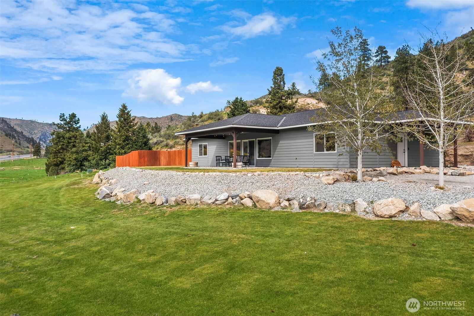 Property Photo:  24  Mackenzie Way  WA 98816 