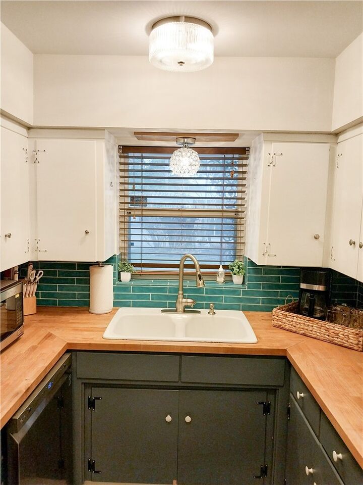 Property Photo:  843 22nd Place  FL 32960 