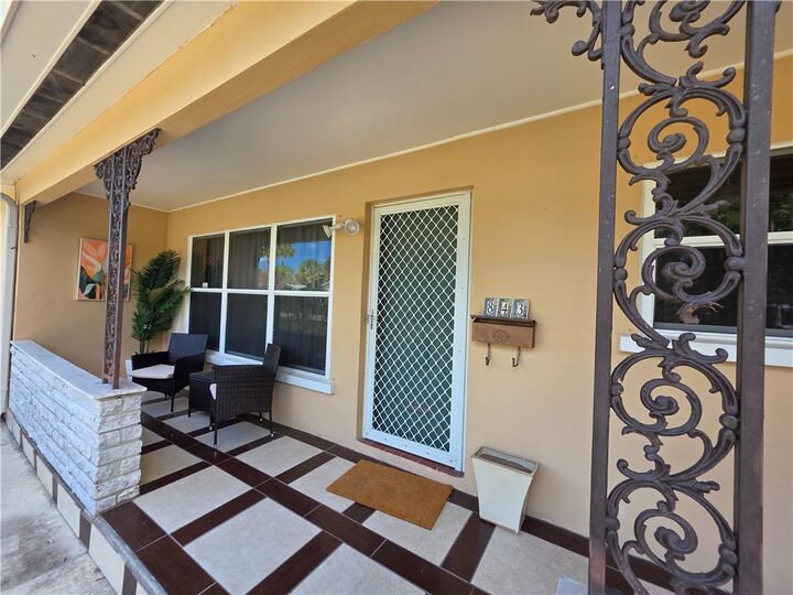 Property Photo:  843 22nd Place  FL 32960 