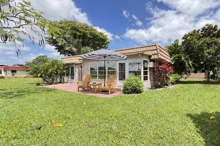 Property Photo:  220 Seville J  FL 33446 